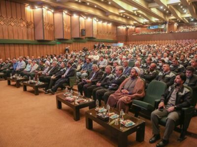 ذوب‌آهن اصفهان یک لشکر جهاد در میدان تولید است