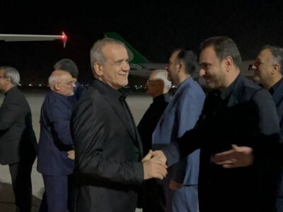 سفر رئیس‌جمهور به مشهد در شب تاسوعای حسینی/ زیارت حرم رضوی در مسیر بازگشت از پاکستان