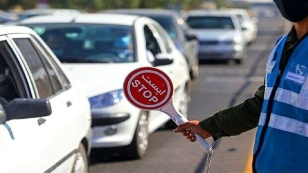 ترافیک سنگین در ورودیهای پایتخت همزمان با مراسم وداع با رهبر شهید