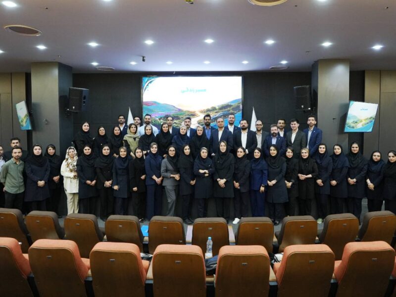 همایش «مسیر زندگی» بیمه تجارت‌نو؛ گامی برای توانمندسازی کارشناسان بیمه‌های زندگی – جمهور نیوز