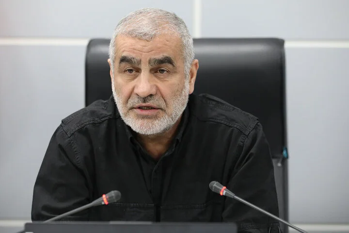 نیکزاد: مسیر تعیین‌شده توسط نیروهای مسلح در تنگه هرمز، تنها مسیر مجاز برای تردد کشتی‌هاست